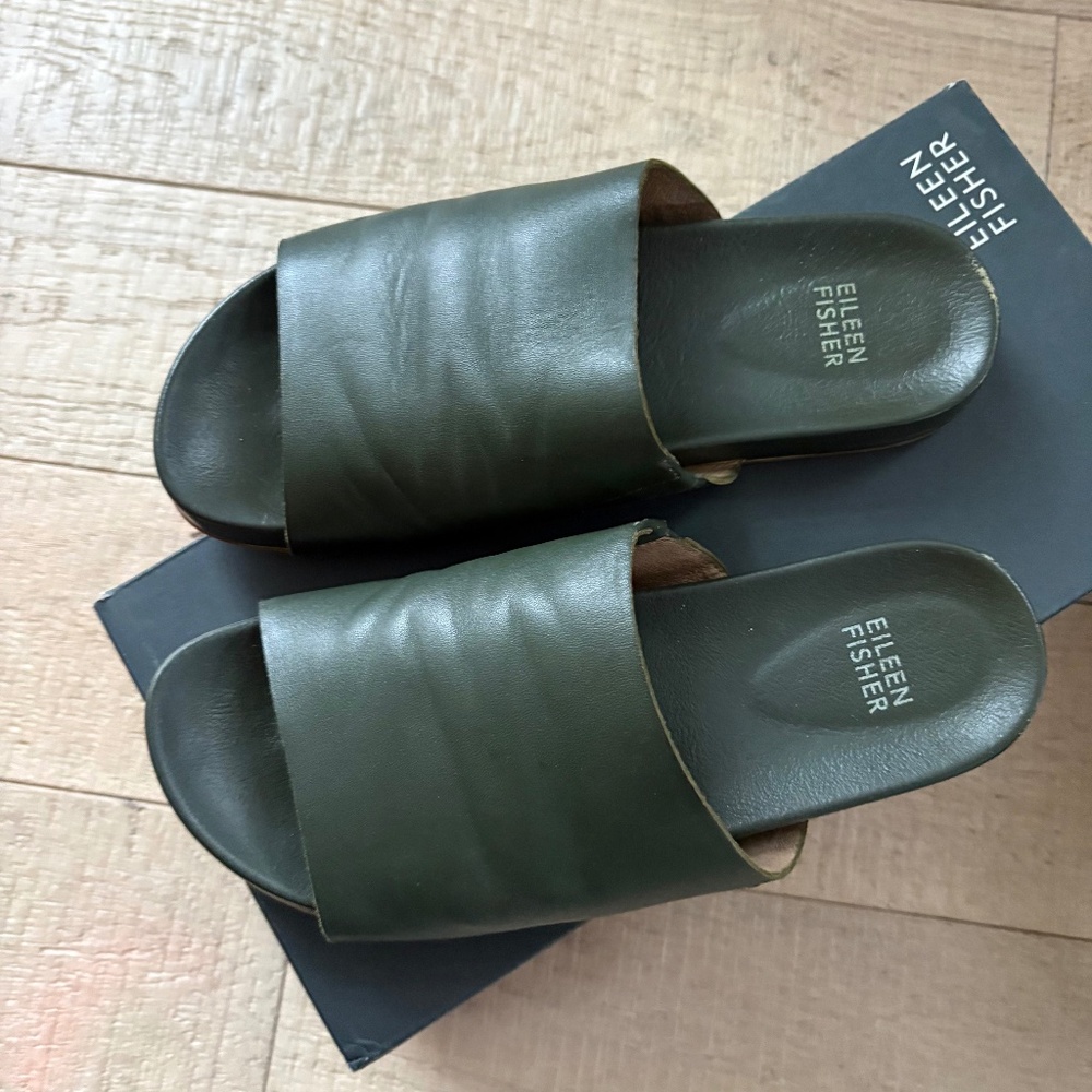 Eileen Fisher Olive Green Leather Slide Sandals